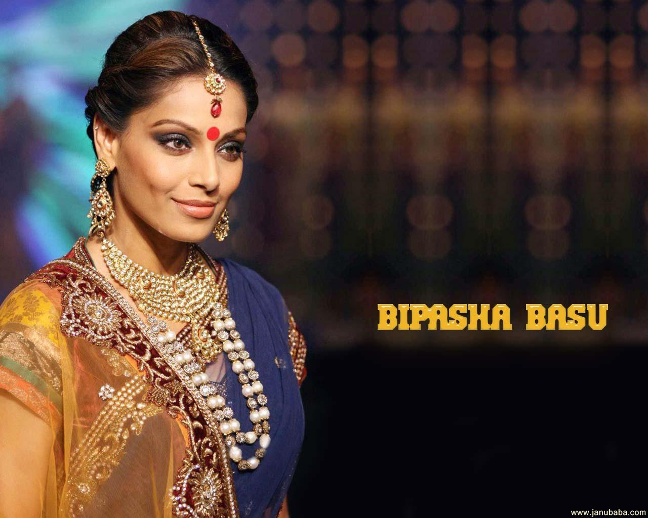 Bipasha Basu          by coolman