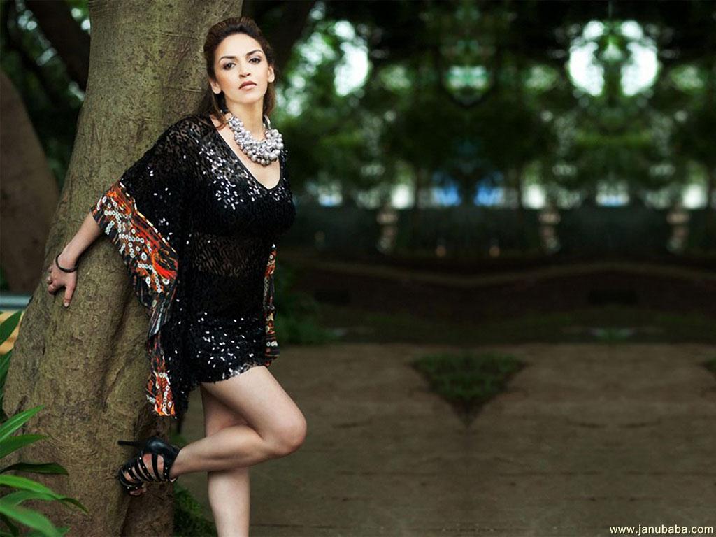 Esha Deol                     by coolman