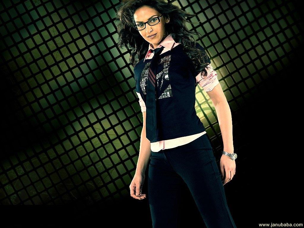 Esha Deol