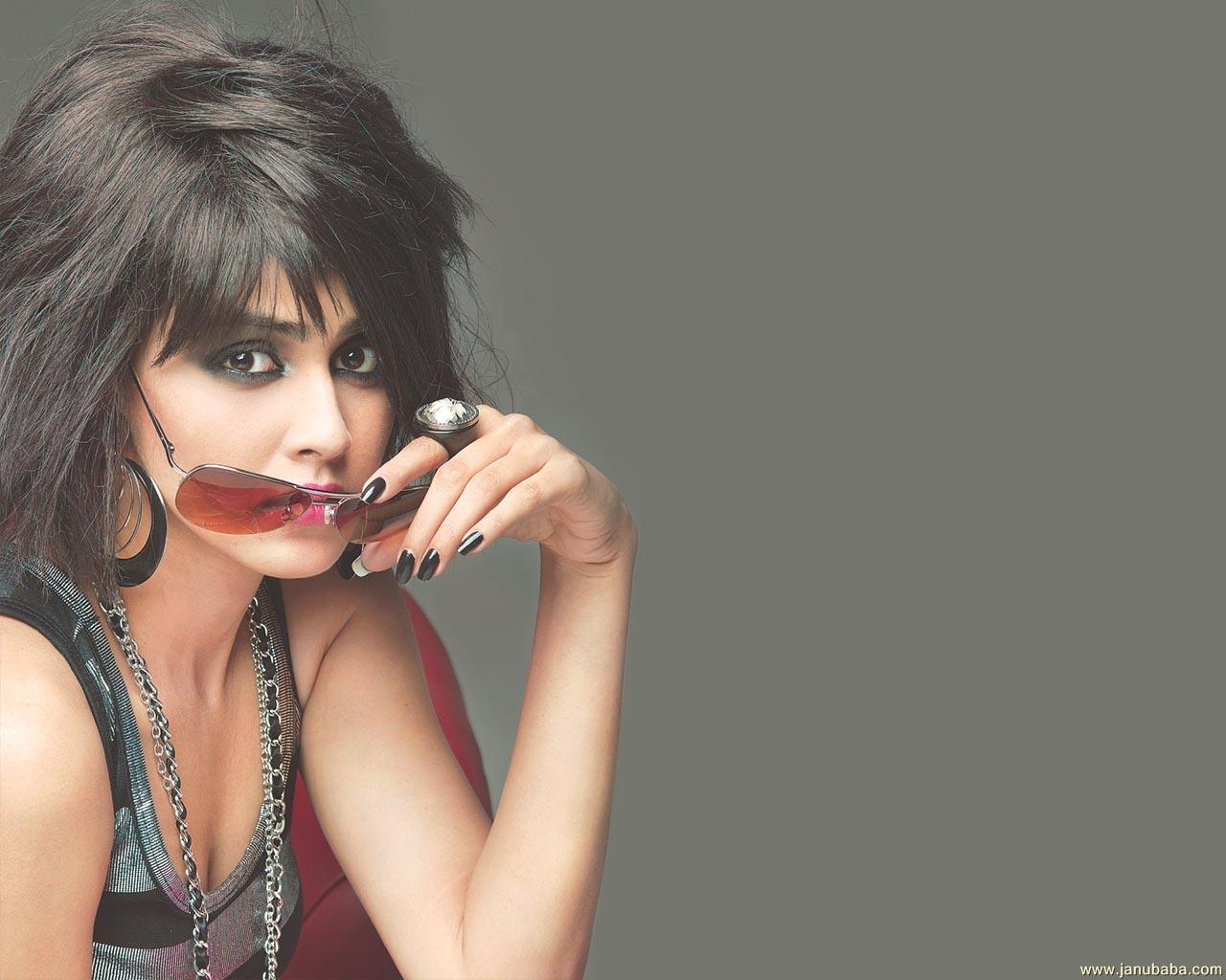 Genelia              by coolman