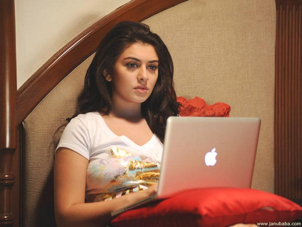 Hansika Motwani         by coolman