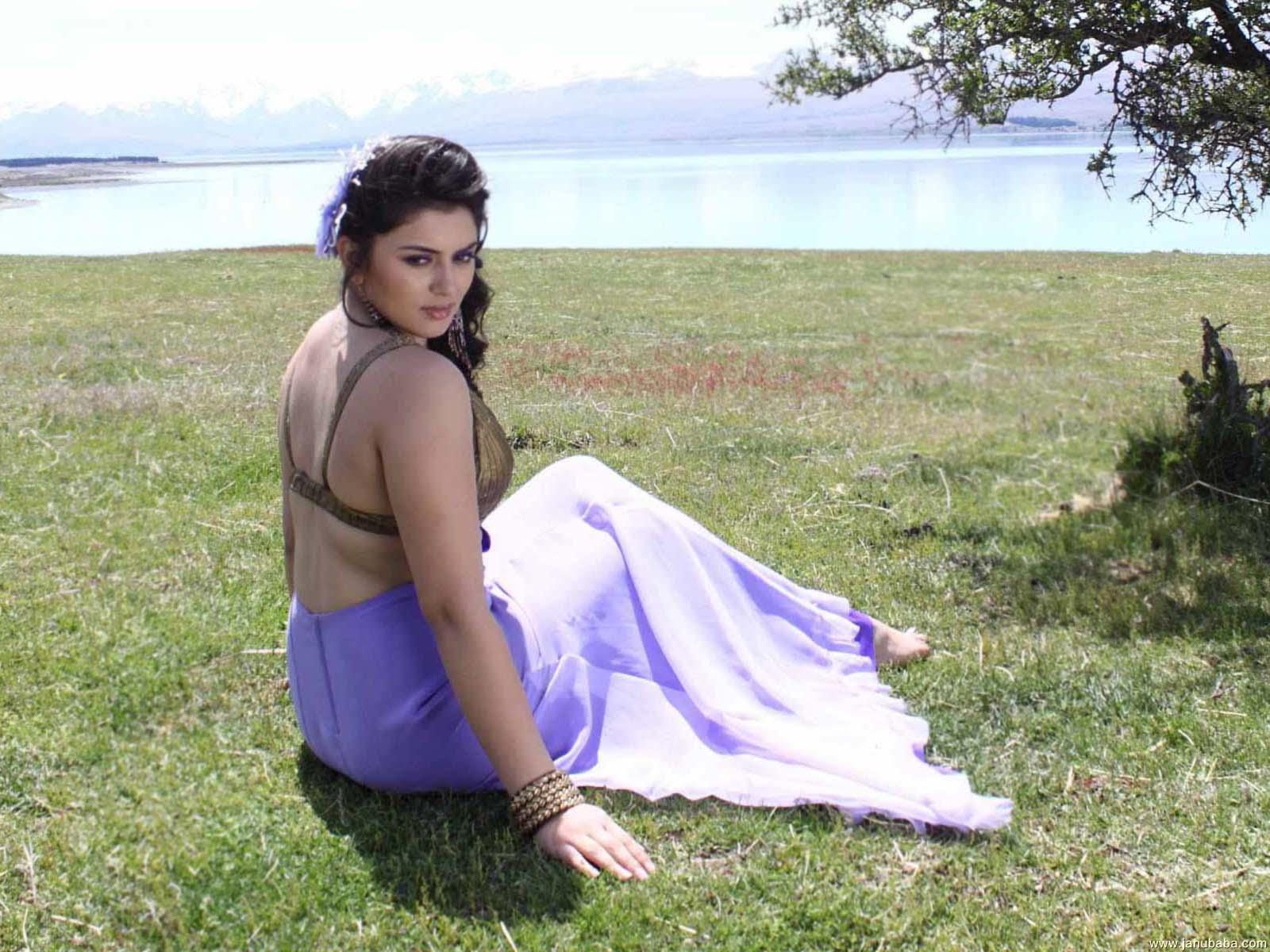 Hansika Motwani                  by coolman