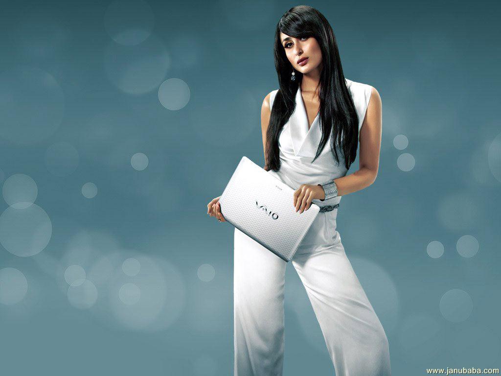 Kareena Kapoor             by coolman
