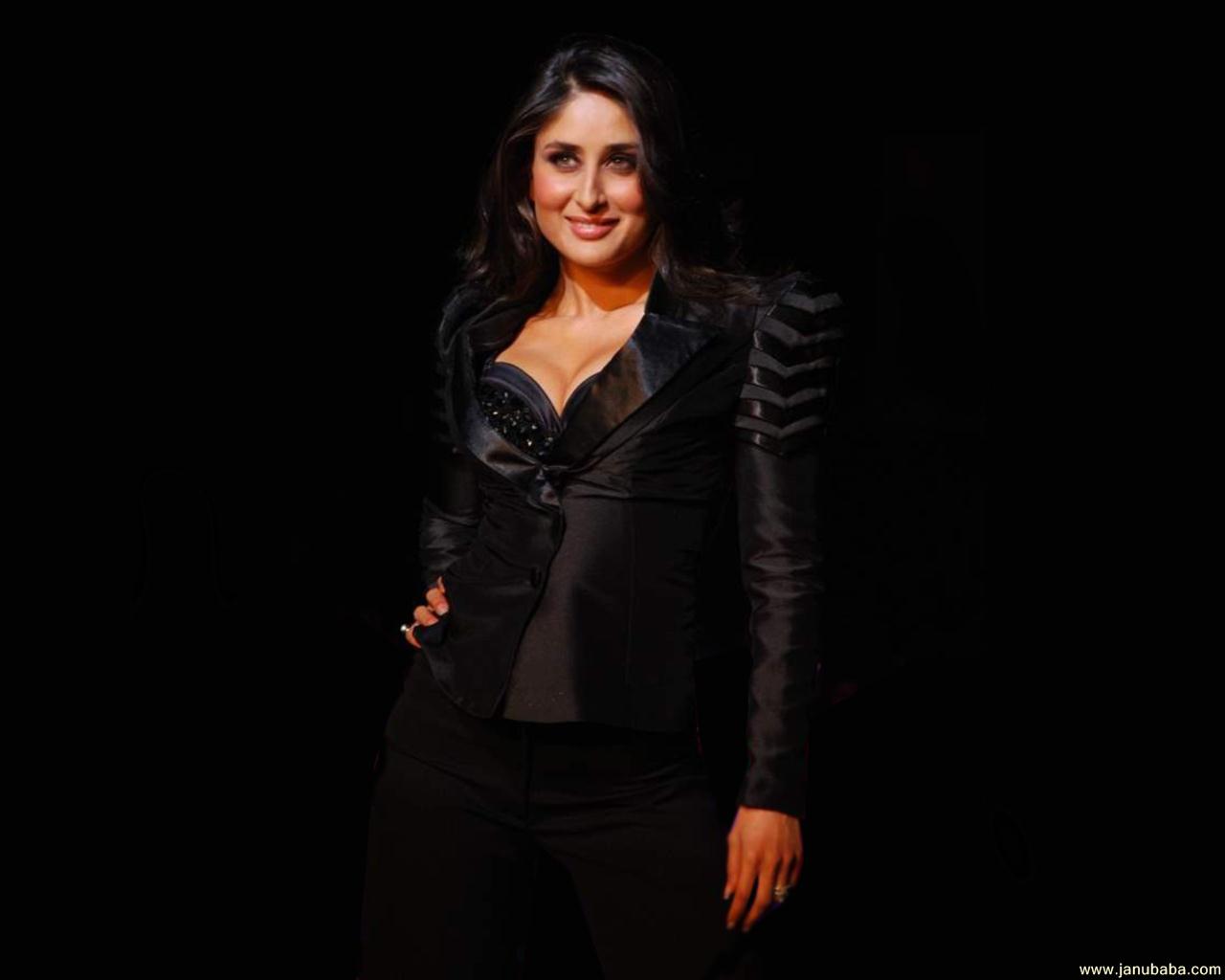 Kareena Kapoor                      by coolman