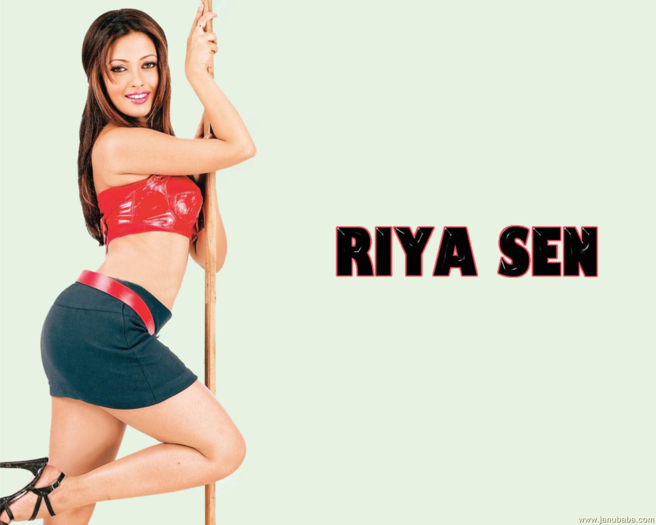 Riya Sen                by coolman