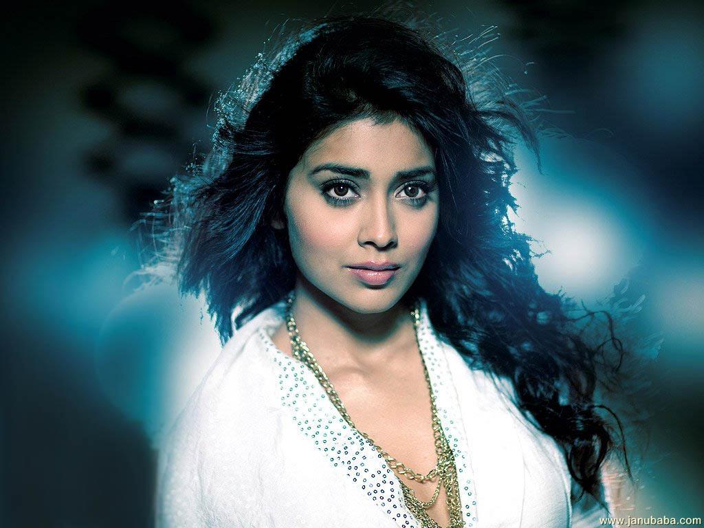 Shriya Saran                   by coolman