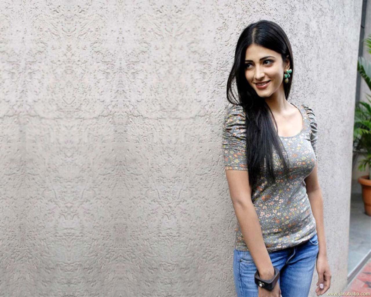 Shruti Hassan          by coolman