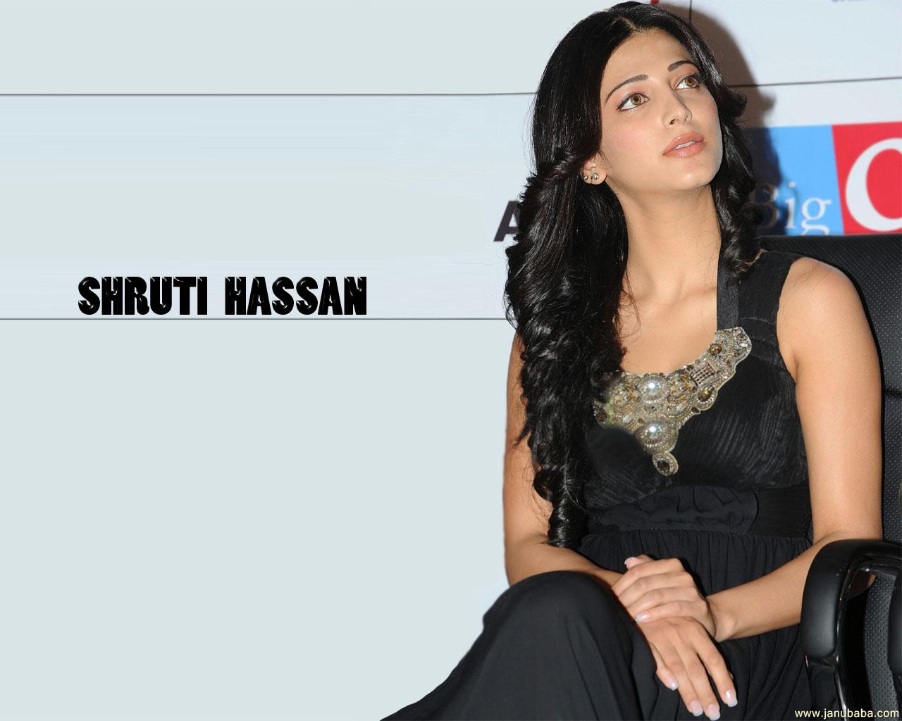 Shruti Hassan                        by coolman