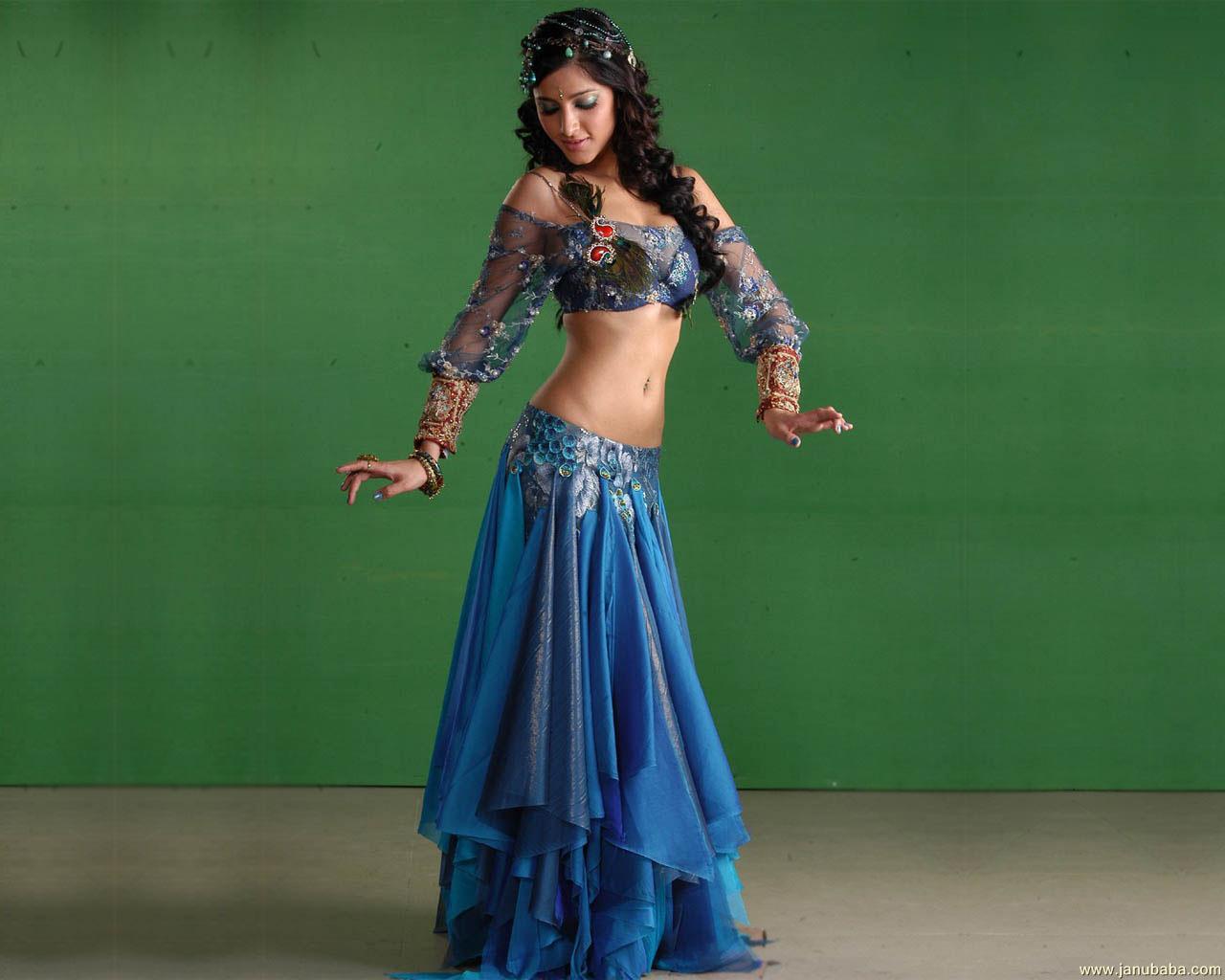 Shruti Hassan                        by coolman