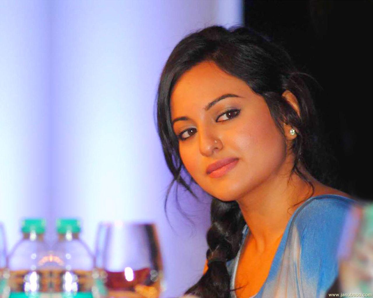 Sonakshi Sinha            by coolman