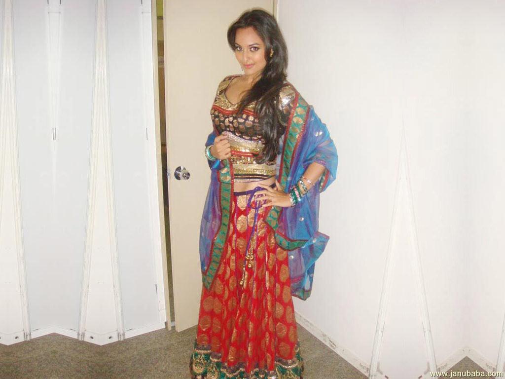Sonakshi Sinha                        by coolman