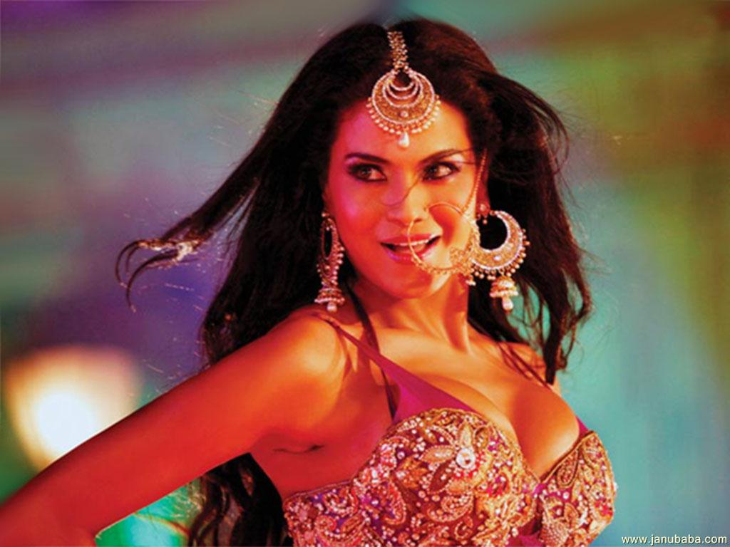 Veena Malik                       by coolman